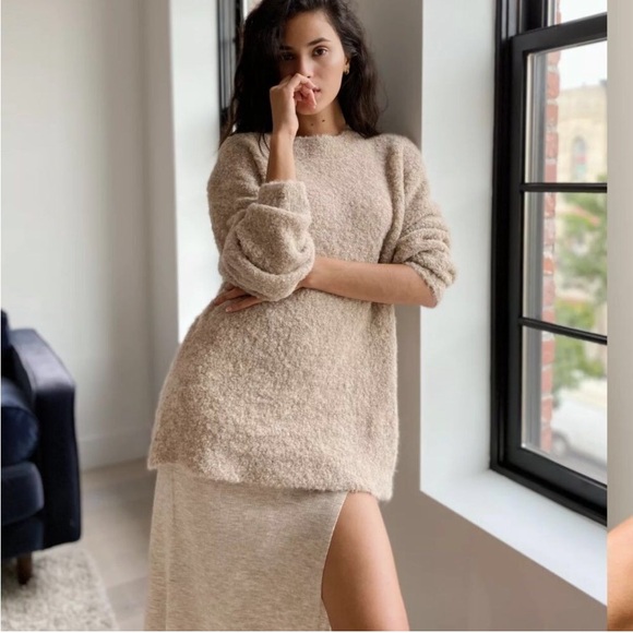Aritzia Wilfred Seissan Oversize Alpaca Sweater Sz 2 - Picture 9 of 9